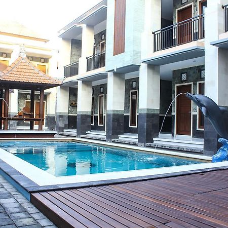 Santhi Graha Kuta Hotel Kuta  Ngoại thất bức ảnh