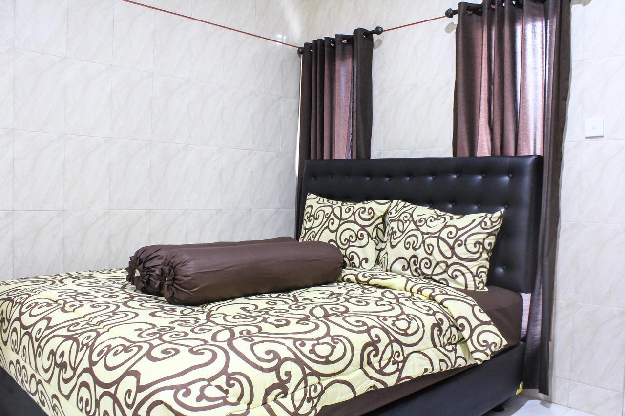 Santhi Graha Kuta Hotel Kuta  Ngoại thất bức ảnh