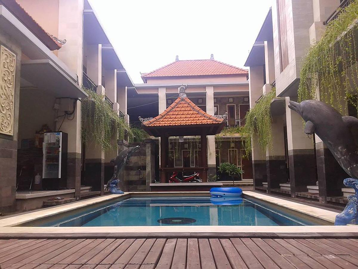 Santhi Graha Kuta Hotel Kuta  Ngoại thất bức ảnh