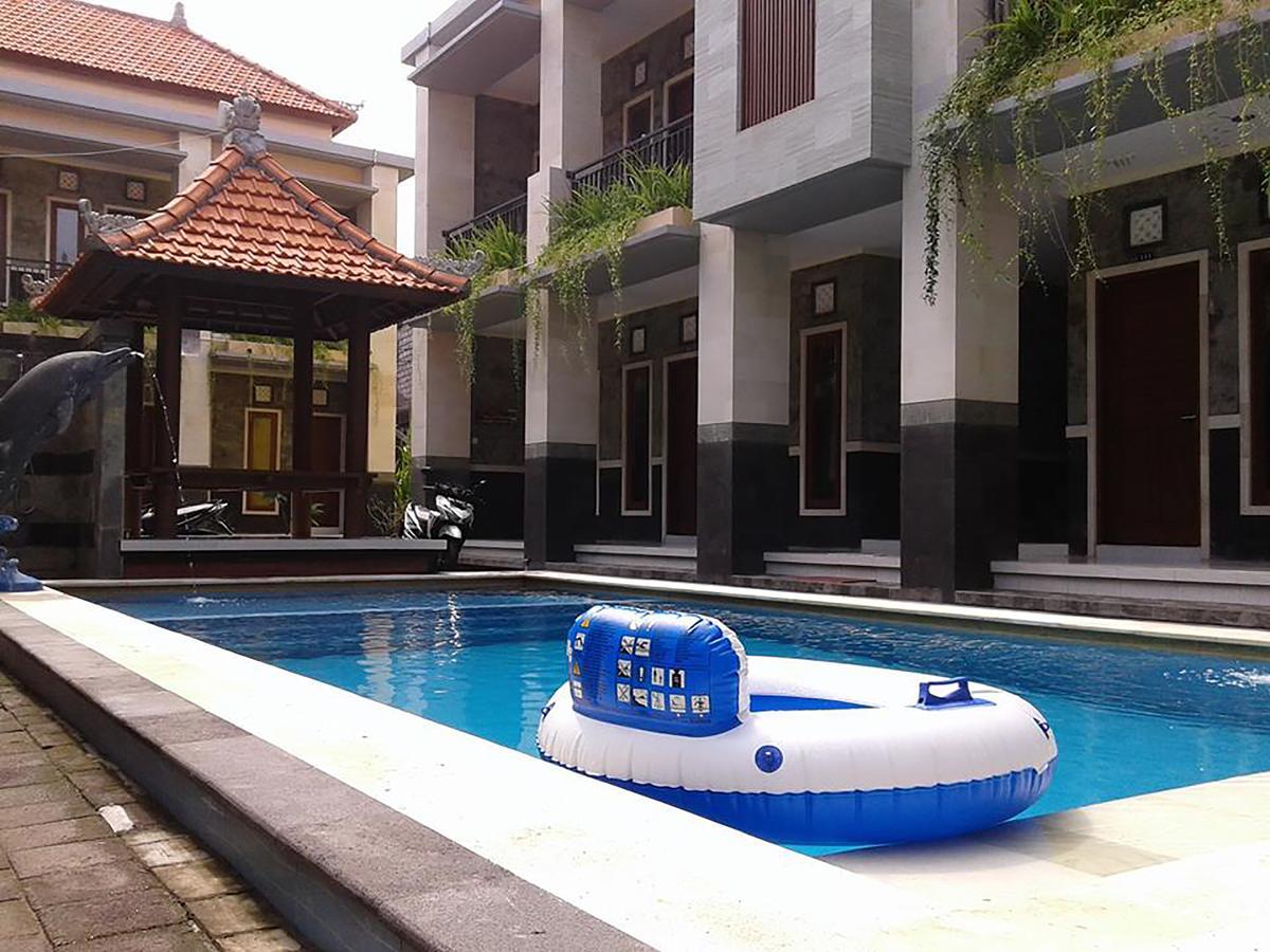 Santhi Graha Kuta Hotel Kuta  Ngoại thất bức ảnh