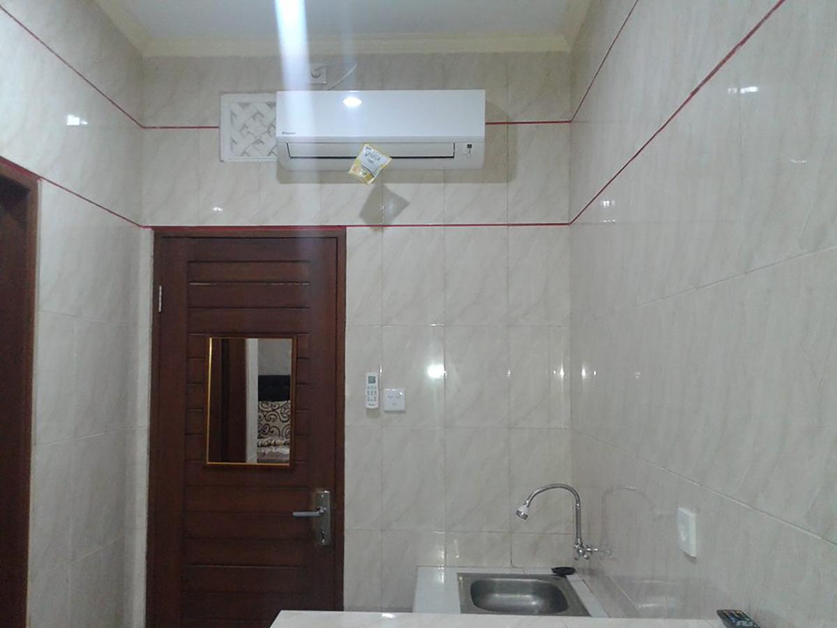 Santhi Graha Kuta Hotel Kuta  Ngoại thất bức ảnh